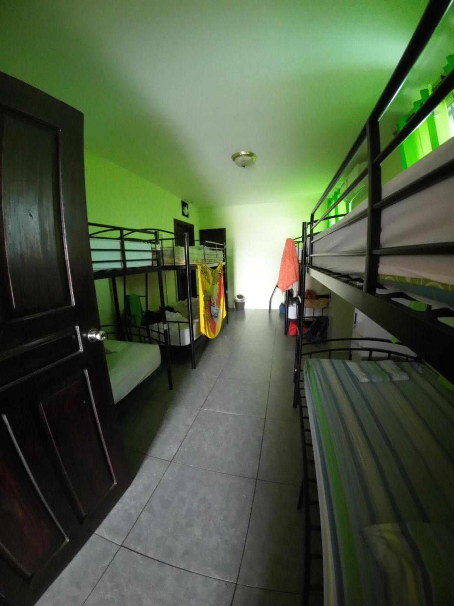 Cataleya Hostel Бокас-дель-Торо Экстерьер фото