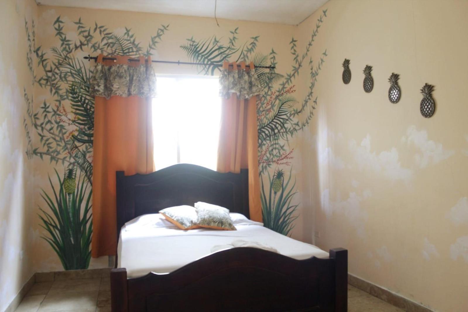 Cataleya Hostel Бокас-дель-Торо Экстерьер фото